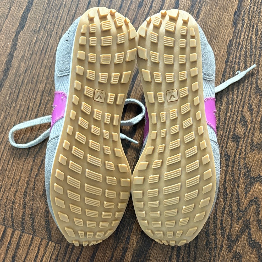 Veja Gray and Pink Sneakers with Purple Heel - Picture 4 of 5